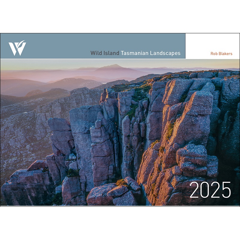 Wild Island Landscapes Calendar 2025 Geographica